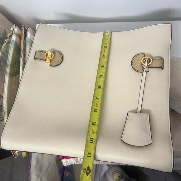 Lee Radziwill Double Bag contrasts - Picture 9 of 14